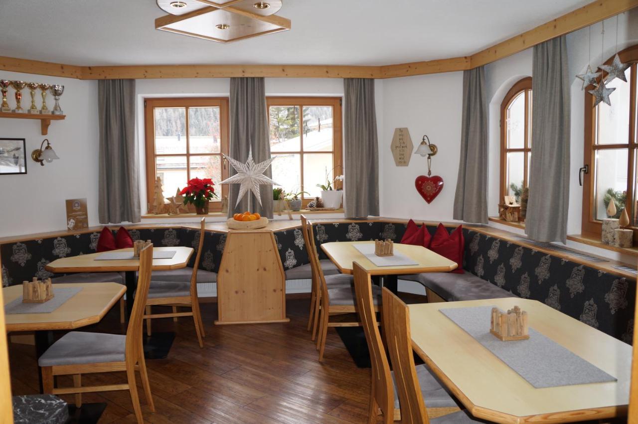 Pension Strolz Sankt Anton am Arlberg Exteriér fotografie